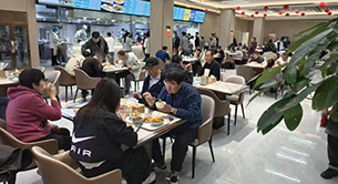 在家门口，养老是件幸福事