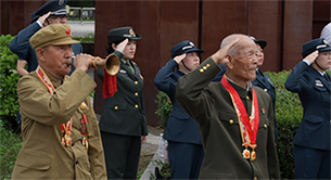 跨越时空的“阅兵”