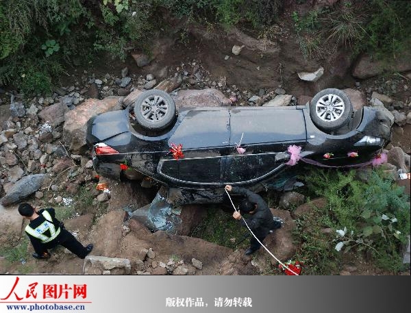 交通事故中的女尸图片大全_车祸-交通事故-车祸图片 ...